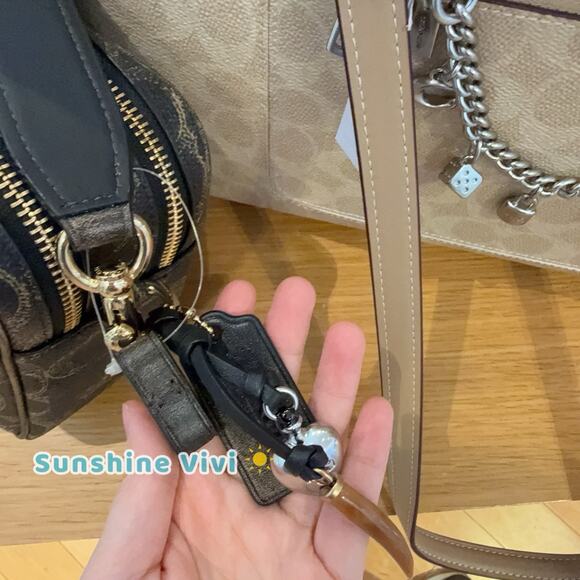 NWT Coach Carey Crossbody Bag Signature Canvas Leather Charms CEK68 Gold Brown - Picture 2 of 10